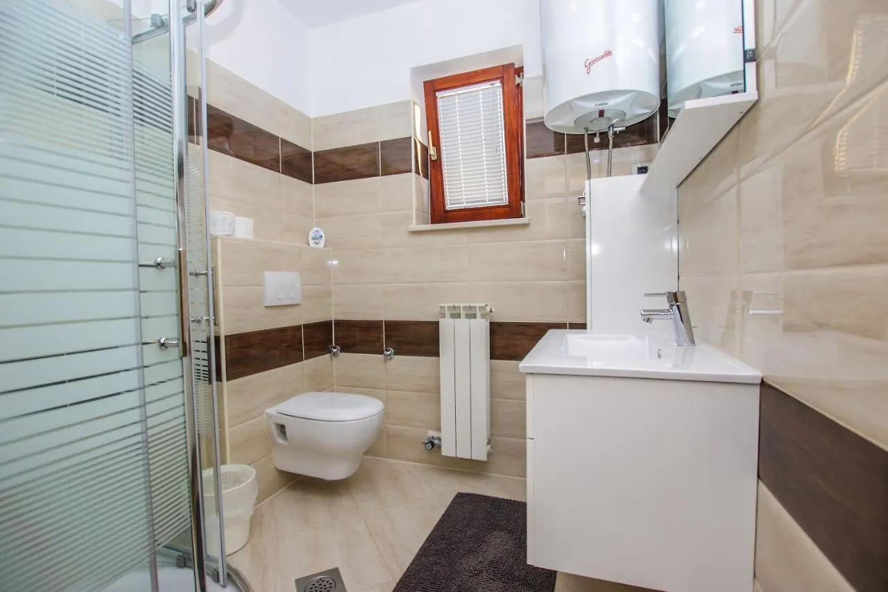 Upper Sea View Apartments Vrsar