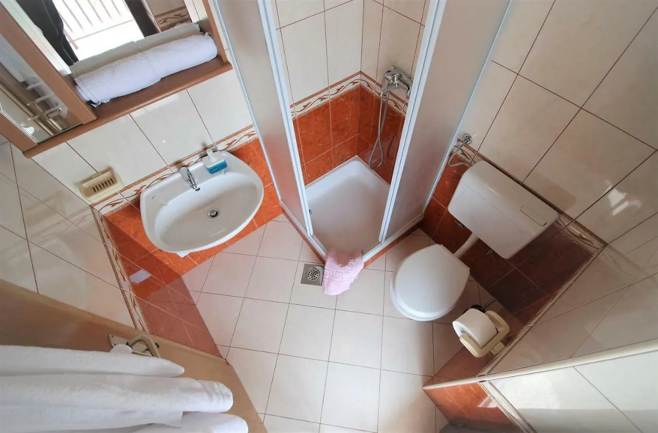 Upper Sea View Apartments Vrsar