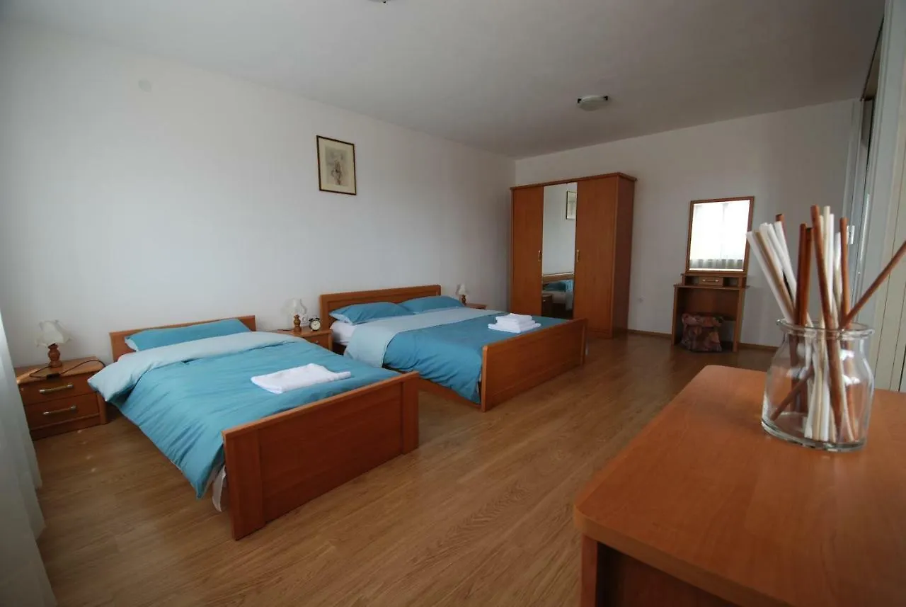 Upper Sea View Apartments Vrsar